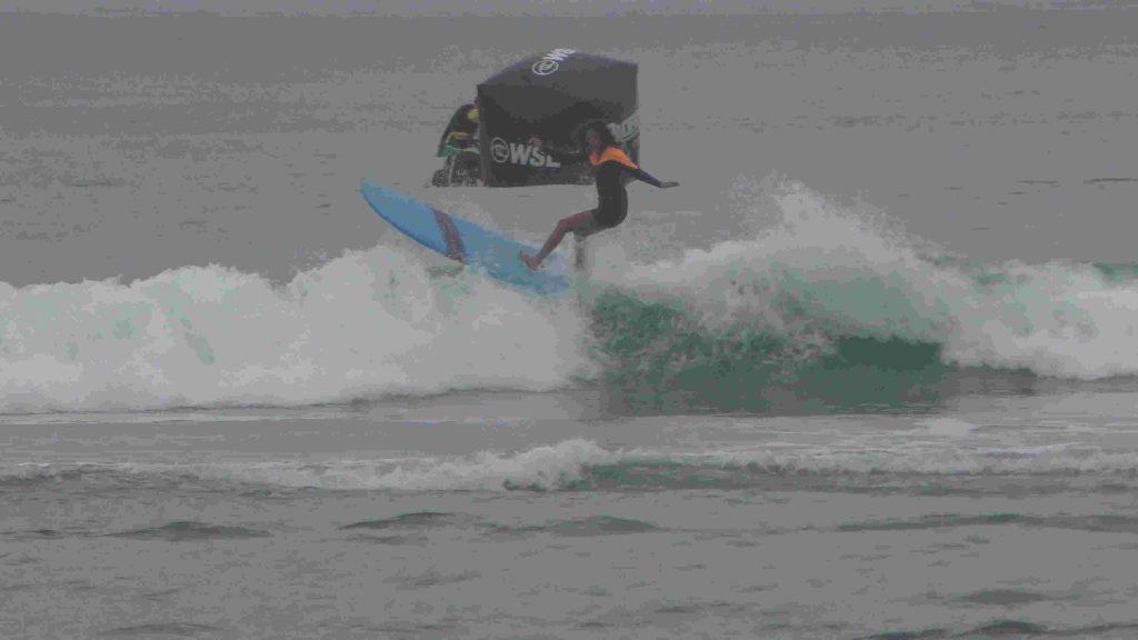 リペアで海苔巻き柄になったボード